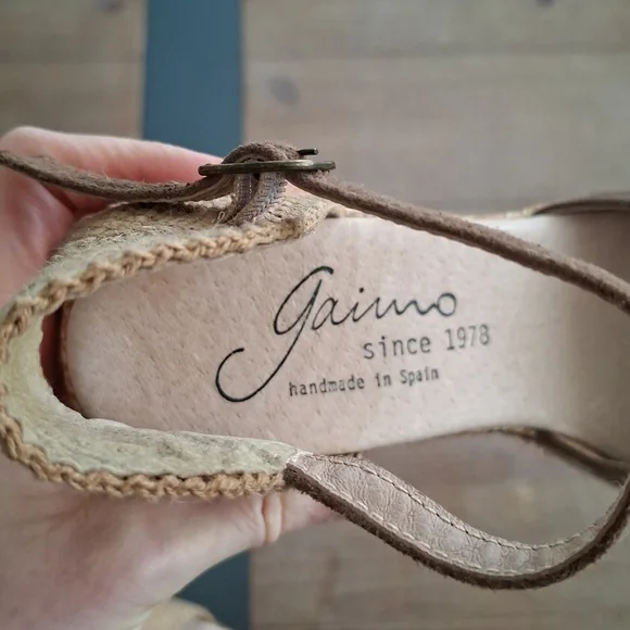 Gaimo Women's Taupe Suede & Jute Wedge Espadrilles (EU 40/US 9) - Picture 6 of 8